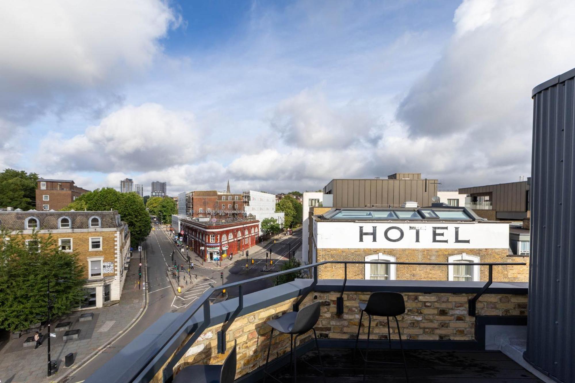 The Camden Town Hotel Лондон Экстерьер фото