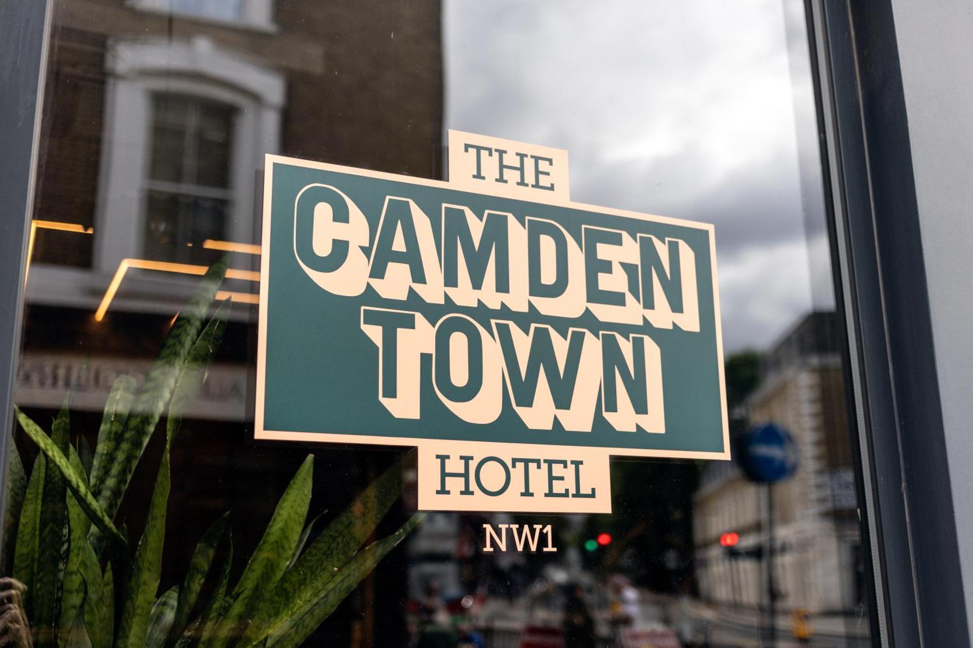 The Camden Town Hotel Лондон Экстерьер фото